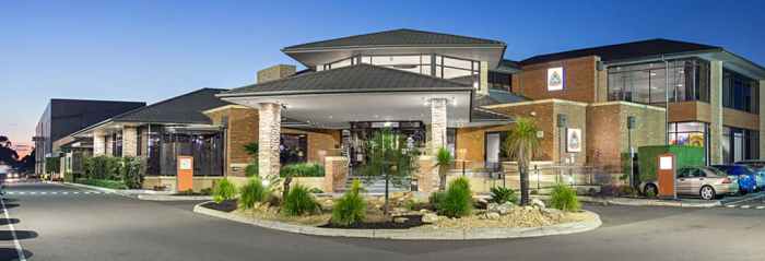 mulgrave-country-club-main-entrance